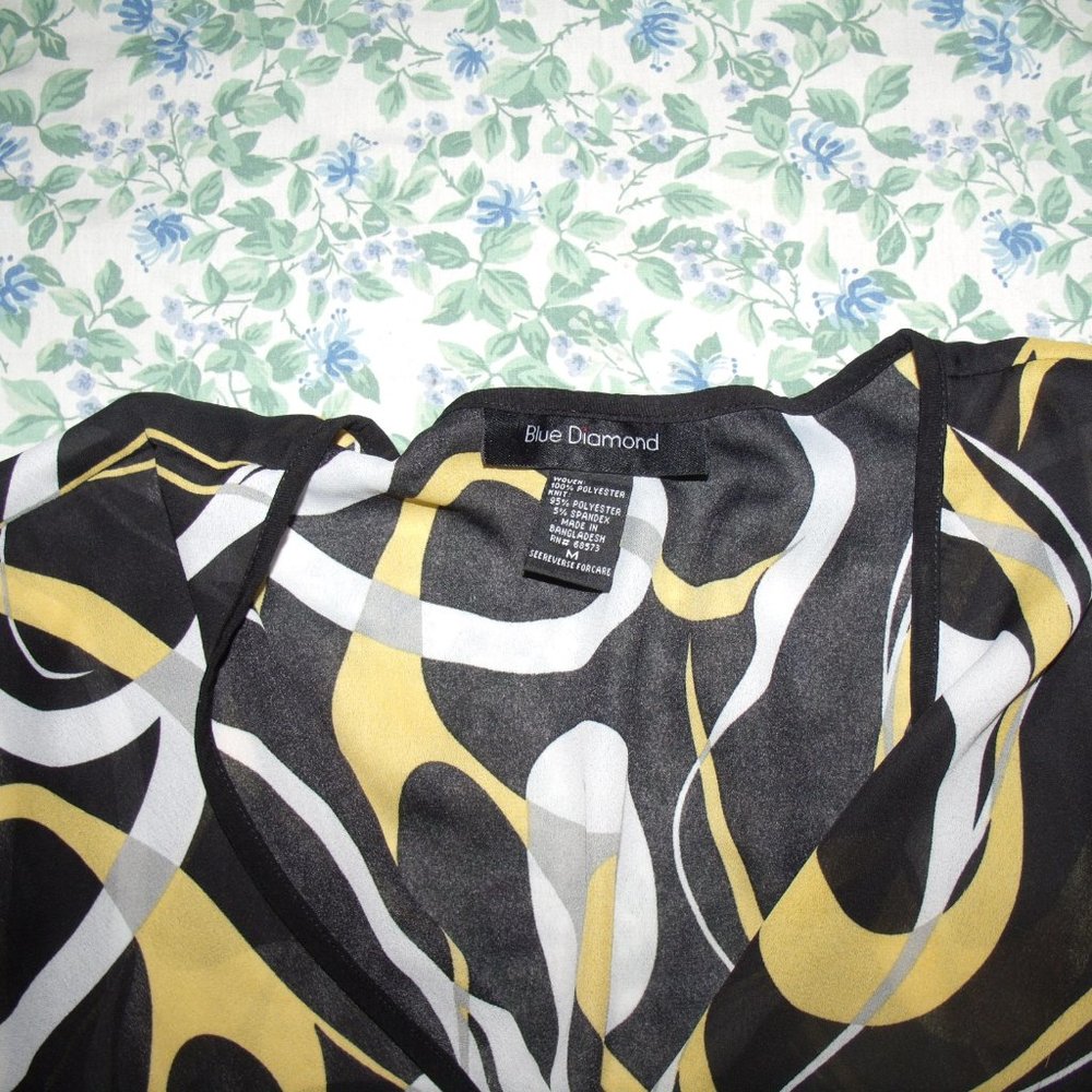 Blue Diamond Sheer Top Size M - Picture 4 of 4